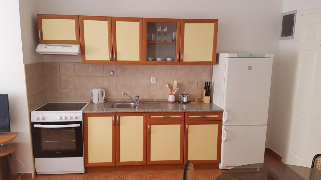 Apartman Olja Novaglia Esterno foto